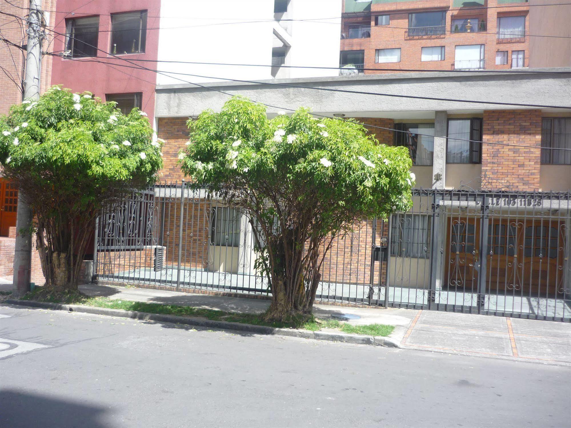 Hotel Casa La Riviera Bogotá Exterior foto